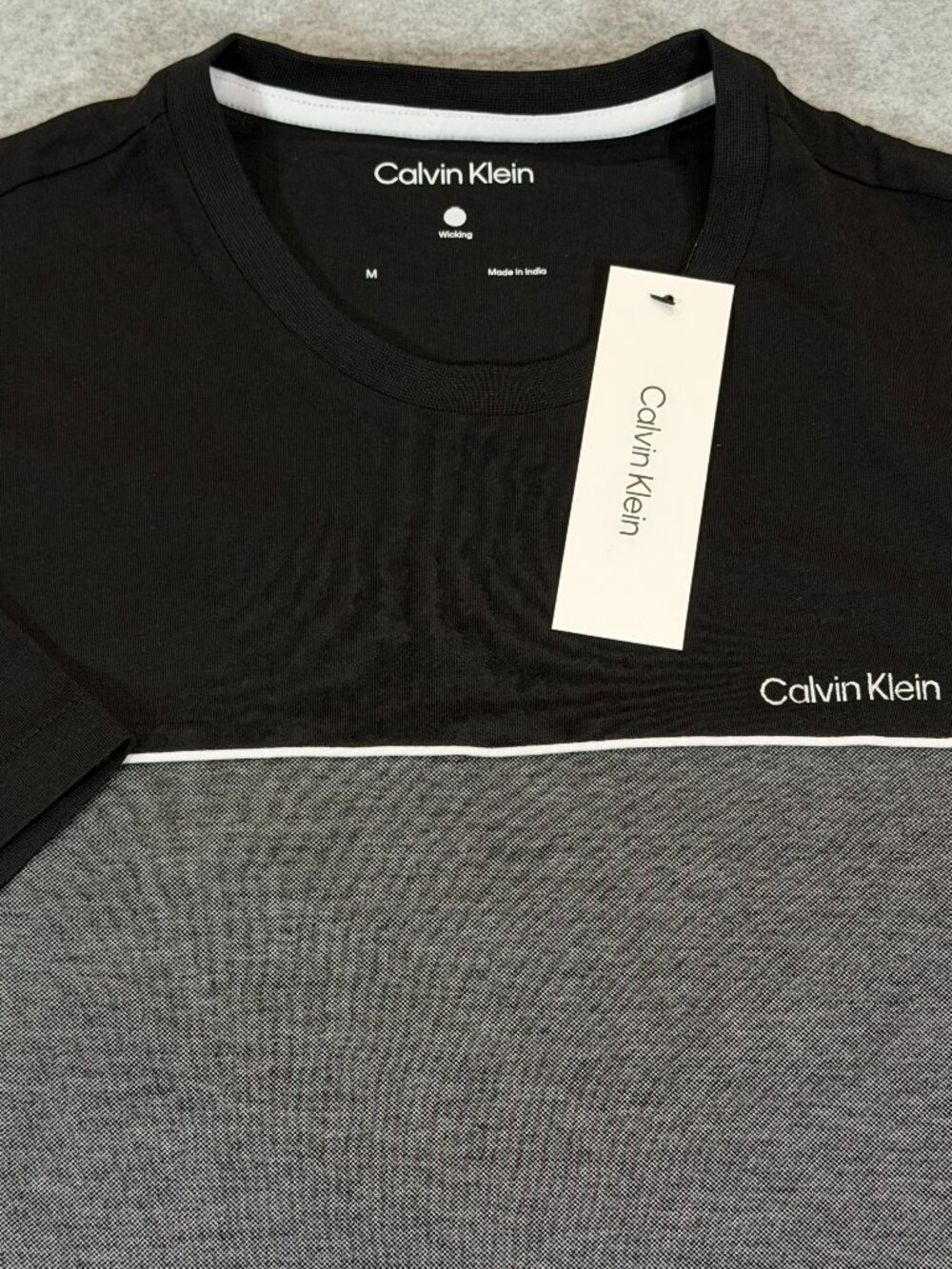 Calvin Klein Men's Colorblock T-Shirt Black Gray Two-Tone Medium NWT